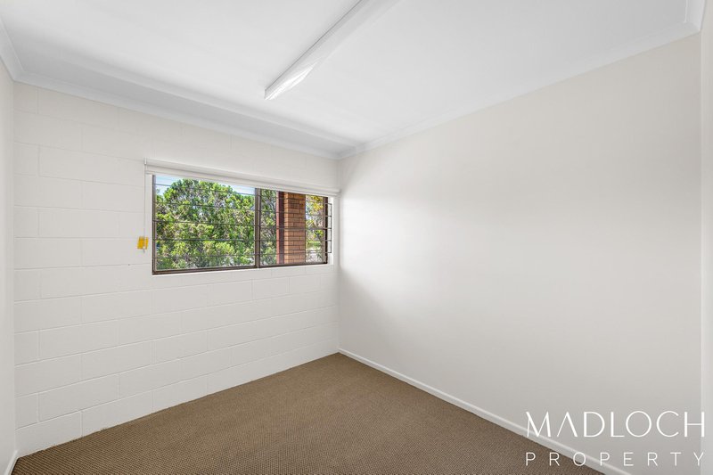 Photo - 47 Rossella Street, West Gladstone QLD 4680 - Image 8