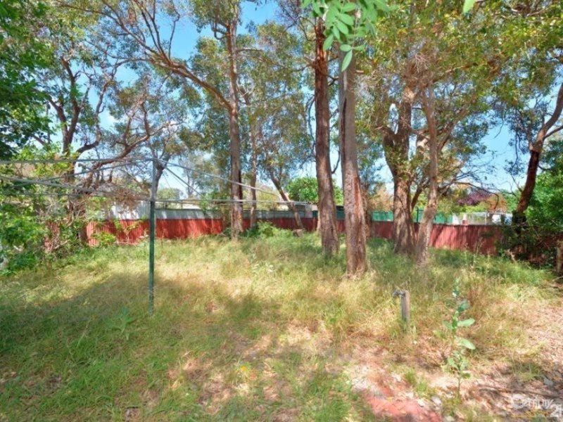 Photo - 47 Roy Road, Coodanup WA 6210 - Image 6