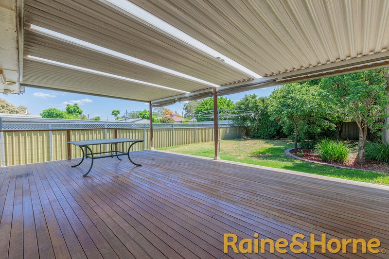 Photo - 47 Roycox Crescent, Dubbo NSW 2830 - Image 9