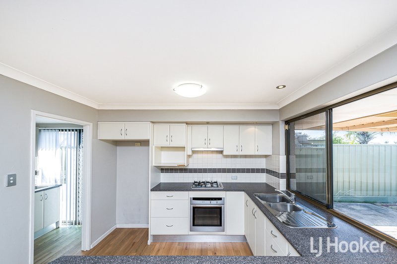Photo - 47 Rusthall Way, Huntingdale WA 6110 - Image 9