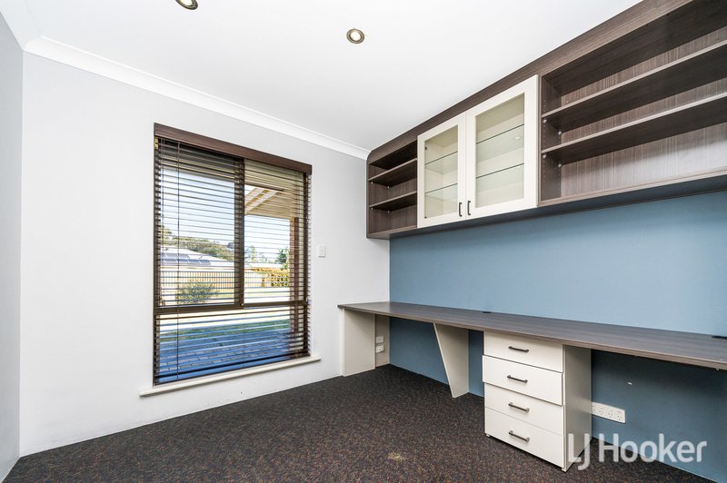 Photo - 47 Rusthall Way, Huntingdale WA 6110 - Image 17