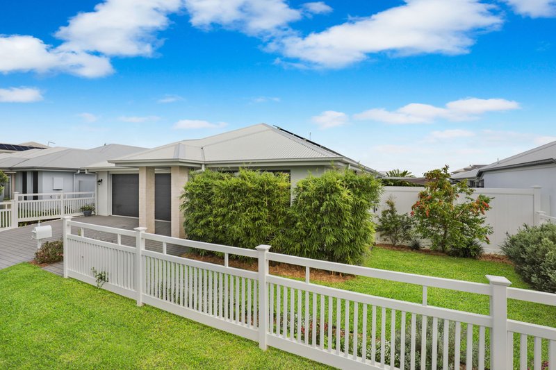 Photo - 47 Sally Crescent, Nirimba QLD 4551 - Image 19