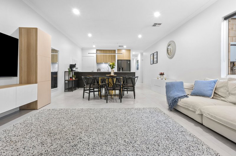 Photo - 47 Santorini Boulevard, Coogee WA 6166 - Image 4