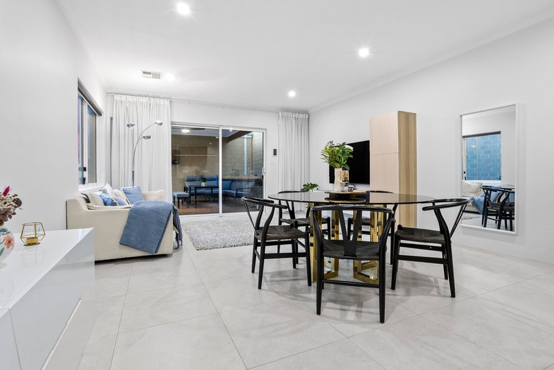 Photo - 47 Santorini Boulevard, Coogee WA 6166 - Image 7