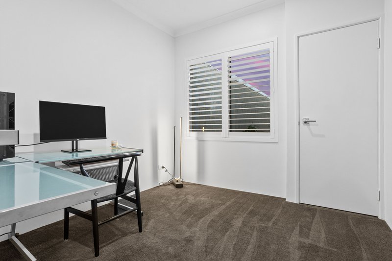 Photo - 47 Santorini Boulevard, Coogee WA 6166 - Image 18