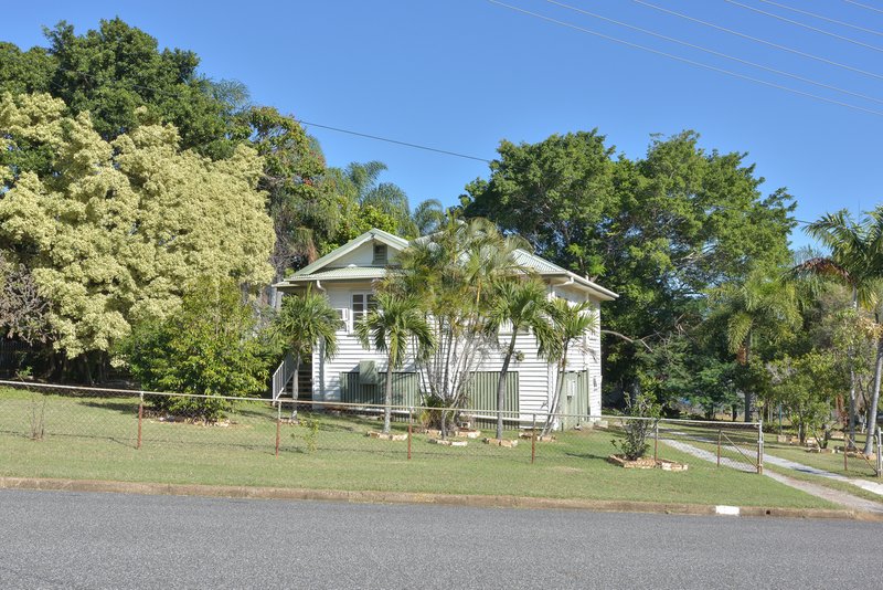 Photo - 47 Scenery Street, West Gladstone QLD 4680 - Image 2