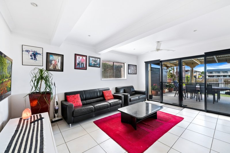 Photo - 47 Schirrmann Drive, Maroochydore QLD 4558 - Image 3