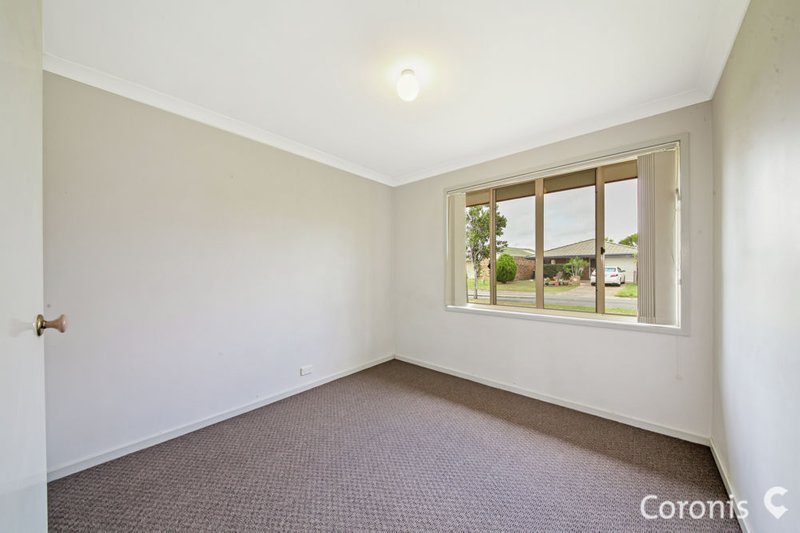 Photo - 47 Silkyoak Crescent, Fitzgibbon QLD 4018 - Image 7