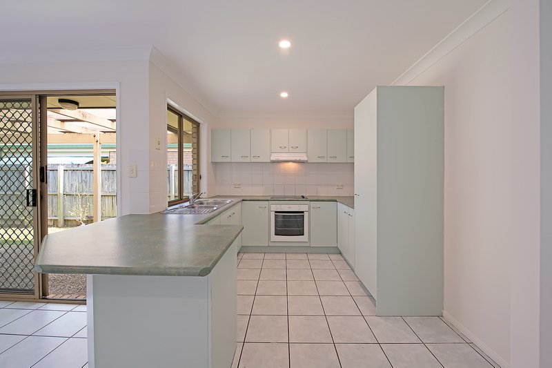 Photo - 47 Silvester Street, North Lakes QLD 4509 - Image 6