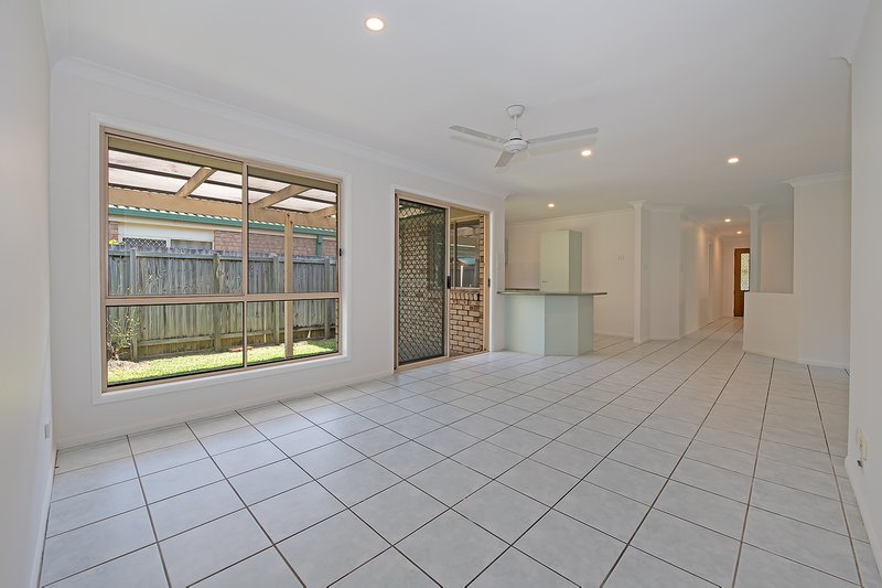 Photo - 47 Silvester Street, North Lakes QLD 4509 - Image 4