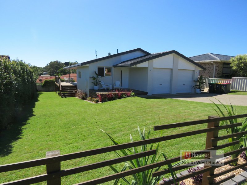 Photo - 47 Simpson Street, South West Rocks NSW 2431 - Image 2