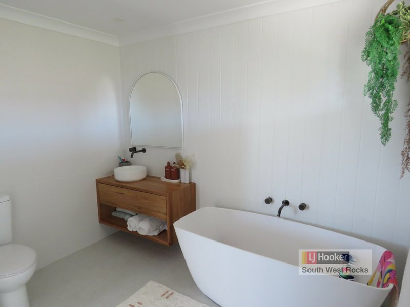 Photo - 47 Simpson Street, South West Rocks NSW 2431 - Image 12