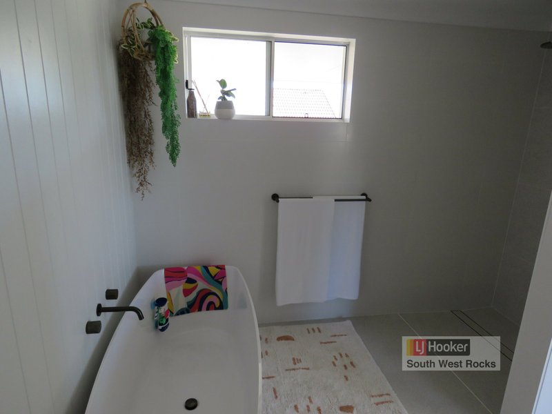 Photo - 47 Simpson Street, South West Rocks NSW 2431 - Image 14