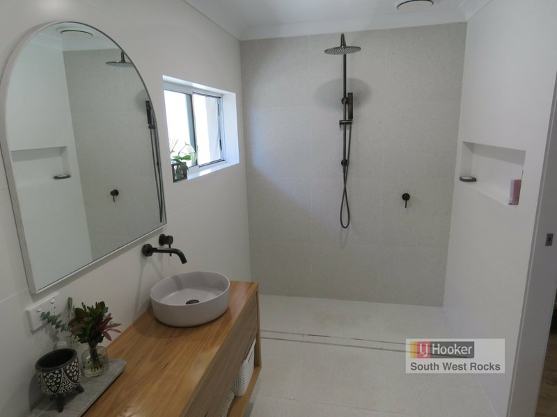 Photo - 47 Simpson Street, South West Rocks NSW 2431 - Image 15