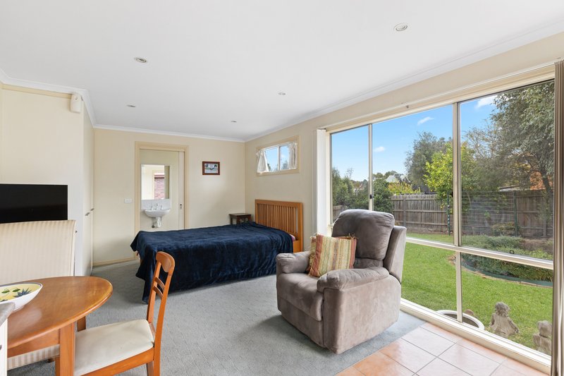 Photo - 47 Stanley Jones Drive, South Morang VIC 3752 - Image 14