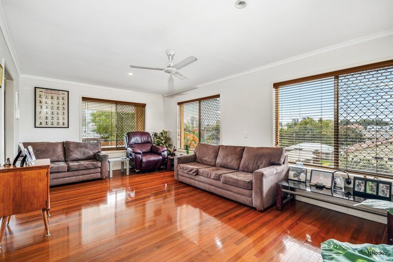 Photo - 47 Stapylton Street, Coolangatta QLD 4225 - Image 4