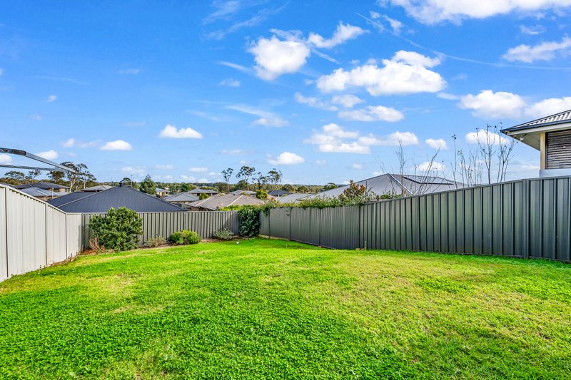 Photo - 47 Stayard Drive, Bolwarra Heights NSW 2320 - Image 18