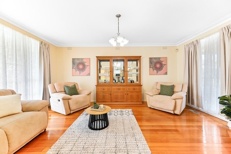 Photo - 47 Strada Crescent, Wheelers Hill VIC 3150 - Image 2