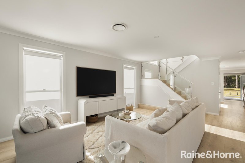 Photo - 47 Summercloud Crescent, Vincentia NSW 2540 - Image 9