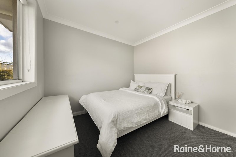 Photo - 47 Summercloud Crescent, Vincentia NSW 2540 - Image 18