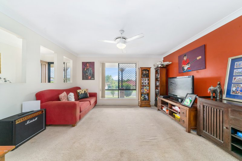 Photo - 47 Surround Street, Dakabin QLD 4503 - Image 4