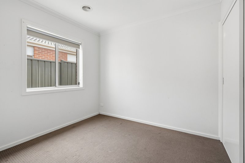 Photo - 47 Tarlo Drive, Tarneit VIC 3029 - Image 5