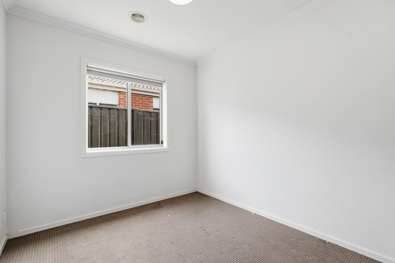 Photo - 47 Tarlo Drive, Tarneit VIC 3029 - Image 7