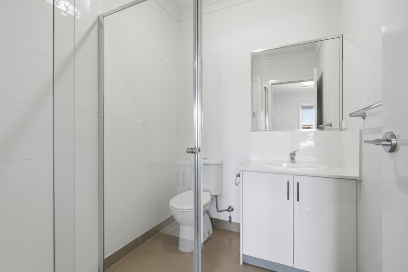 Photo - 47 Tarlo Drive, Tarneit VIC 3029 - Image 9