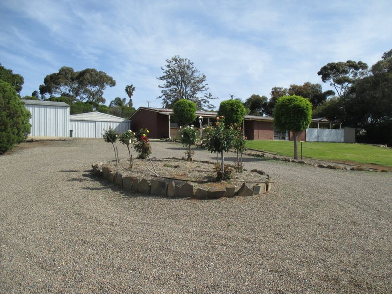 Photo - 47 Tooma Drive, Murray Bridge SA 5253 - Image 7