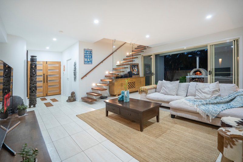 Photo - 47 Tradewinds Drive, Banksia Beach QLD 4507 - Image 6