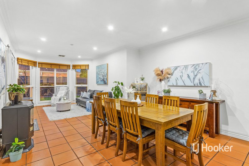 Photo - 47 Truganina Avenue, Seabrook VIC 3028 - Image 7