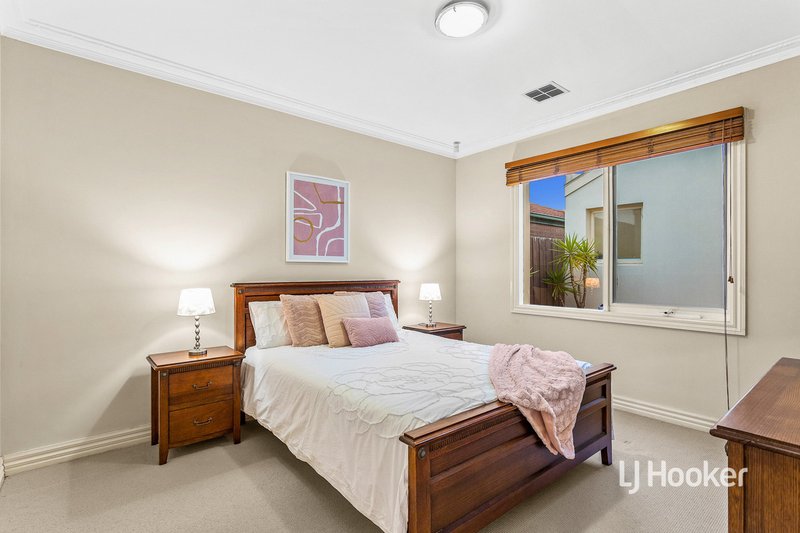 Photo - 47 Truganina Avenue, Seabrook VIC 3028 - Image 16