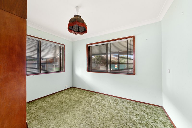 Photo - 47 Vena Avenue, Gorokan NSW 2263 - Image 6