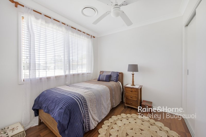 Photo - 47 Woodlawn Drive, Budgewoi NSW 2262 - Image 9