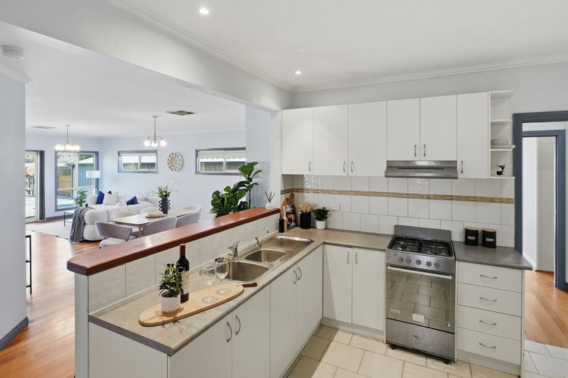 Photo - 47 Young Street, Bacchus Marsh VIC 3340 - Image 2