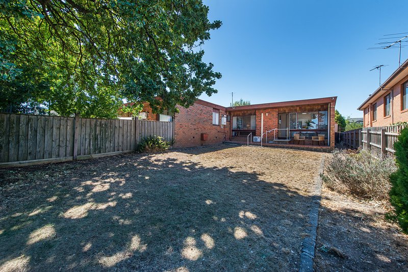 Photo - 4/70-72 Patrick Street, Oakleigh East VIC 3166 - Image 9