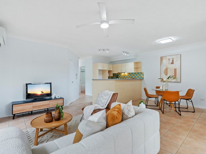 Photo - 4/70 Ekibin Road, Annerley QLD 4103 - Image 3