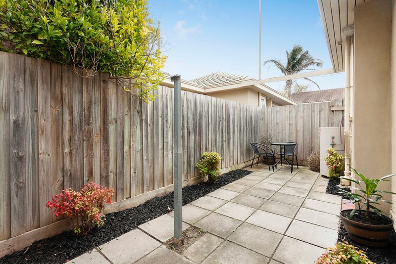 Photo - 4/70 Grange Road, Carnegie VIC 3163 - Image 6