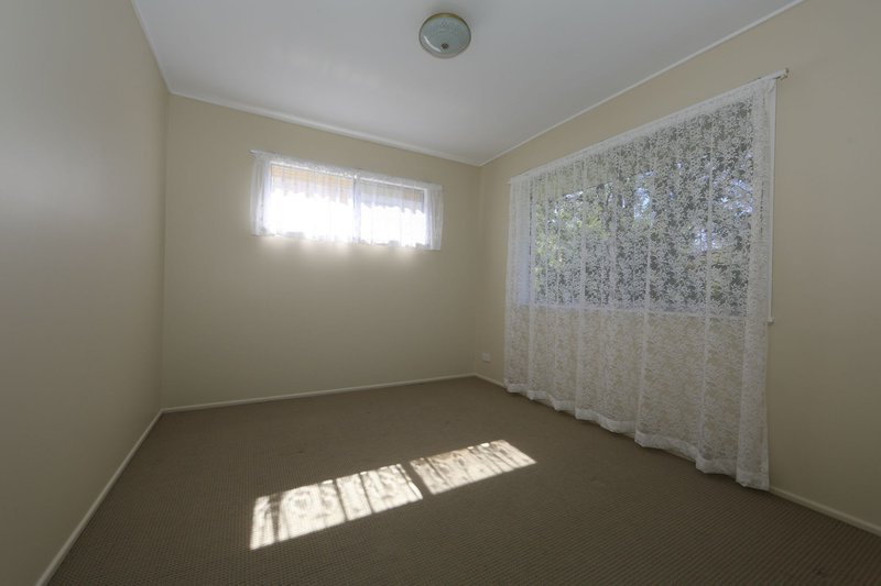 Photo - 470 Newnham Road, Wishart QLD 4122 - Image 6