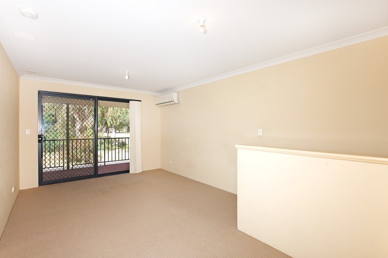 Photo - 4/70 Waldron Boulevard, Greenfields WA 6210 - Image 7