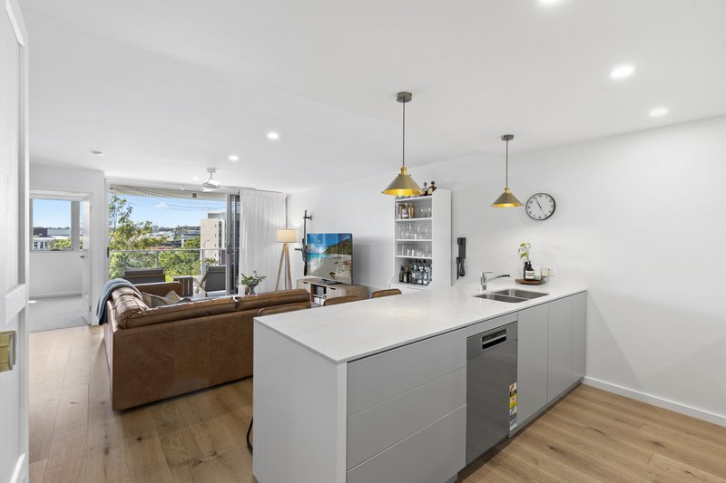 Photo - 4709/61 Investigator Drive, Robina QLD 4226 - Image 2