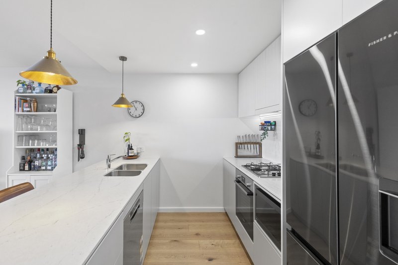 Photo - 4709/61 Investigator Drive, Robina QLD 4226 - Image 4