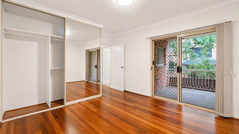 Photo - 4/71-73 Hudson Street, Hurstville NSW 2220 - Image 6