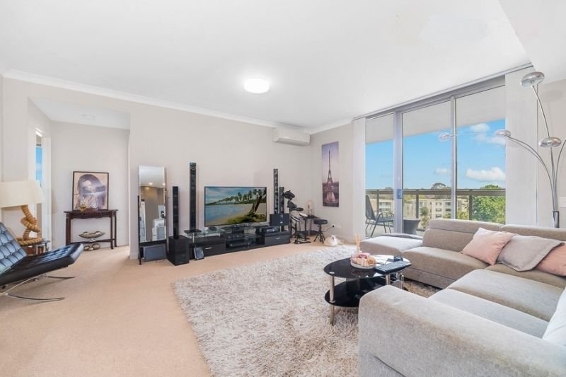 Photo - 47/1 Meryll Ave , Baulkham Hills NSW 2153 - Image 3