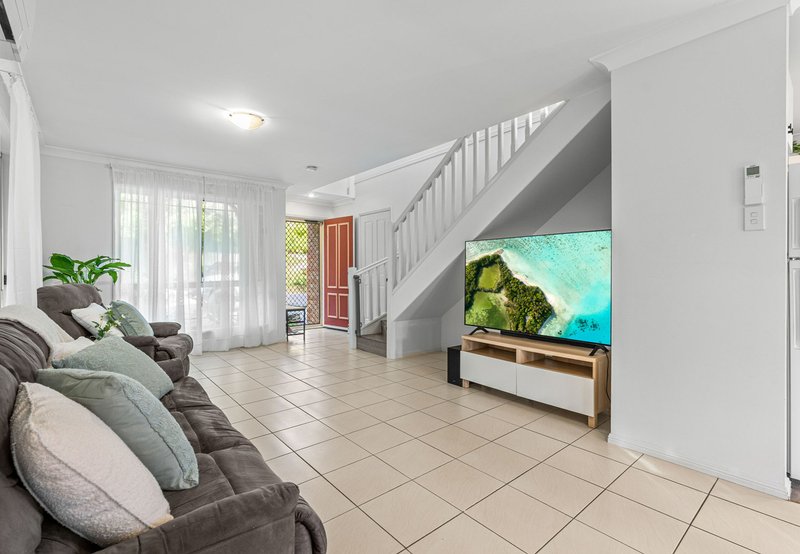 Photo - 47/10 Schumann Close, Tingalpa QLD 4173 - Image 2