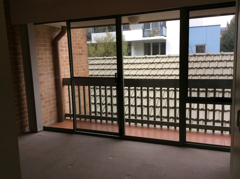Photo - 47/19 Howitt Street, Kingston ACT 2604 - Image 4