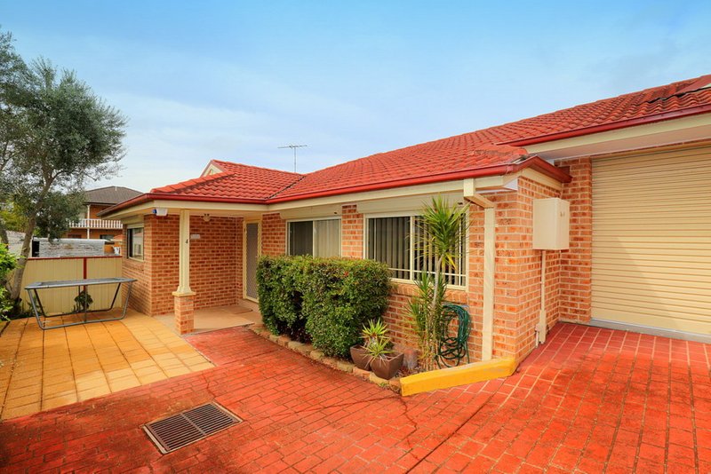 Photo - 4/71A Highland Avenue, Bankstown NSW 2200 - Image 2