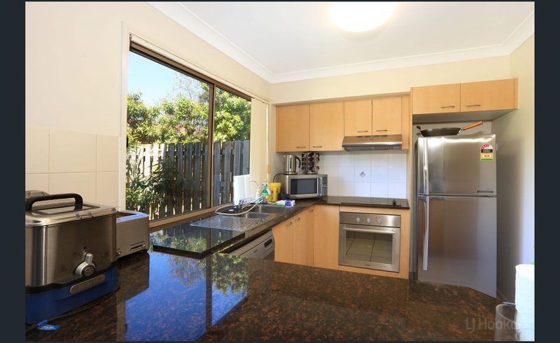 Photo - 47/2 Bos Drive, Coomera QLD 4209 - Image 6