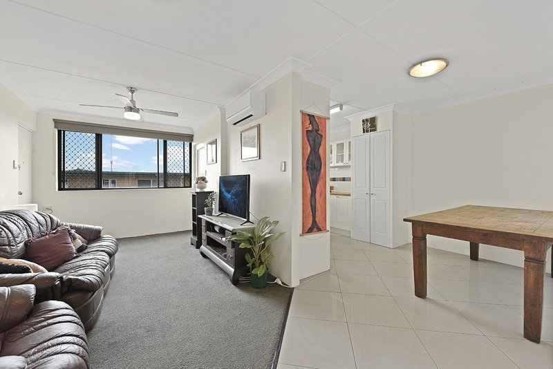 4/72 Kitchener Street, Coorparoo QLD 4151