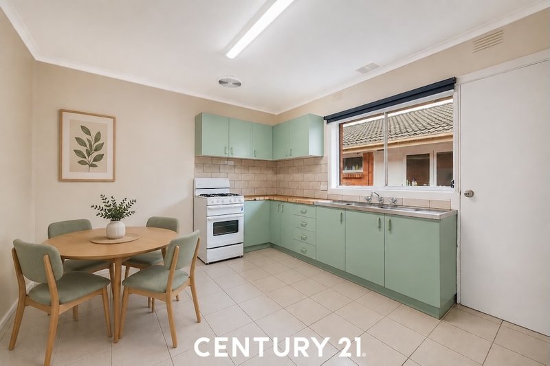 Photo - 4/72 Ormond Road, Clayton VIC 3168 - Image 2